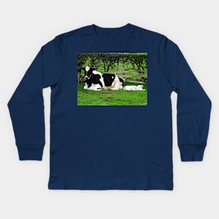 Mum Friesian Cow And Newborn Calf Kids Long Sleeve T-Shirt